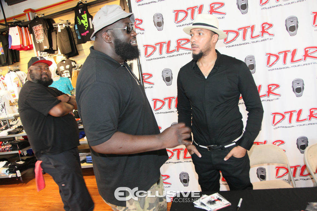 Lyfe Jennings at DTLR (104 of 157)