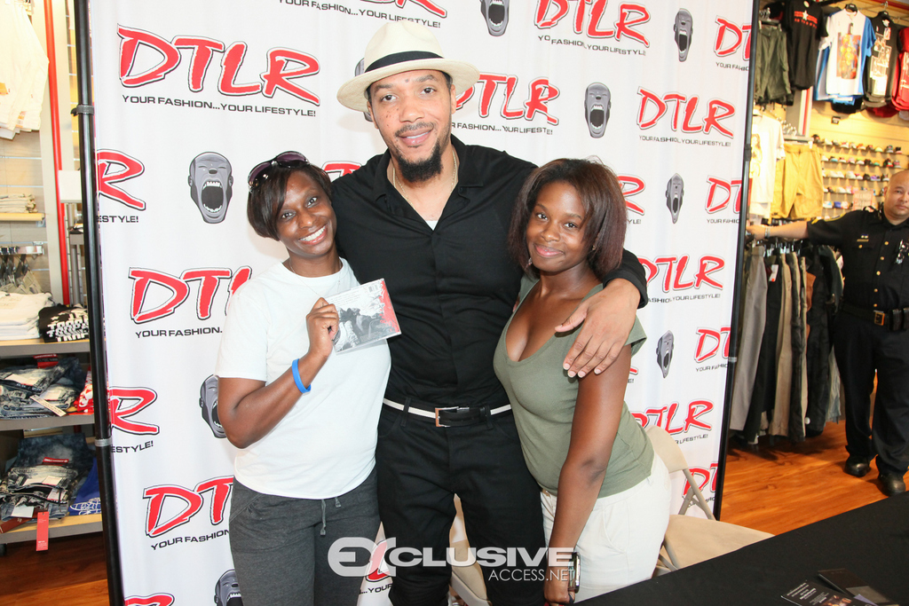 Lyfe Jennings at DTLR (60 of 157)