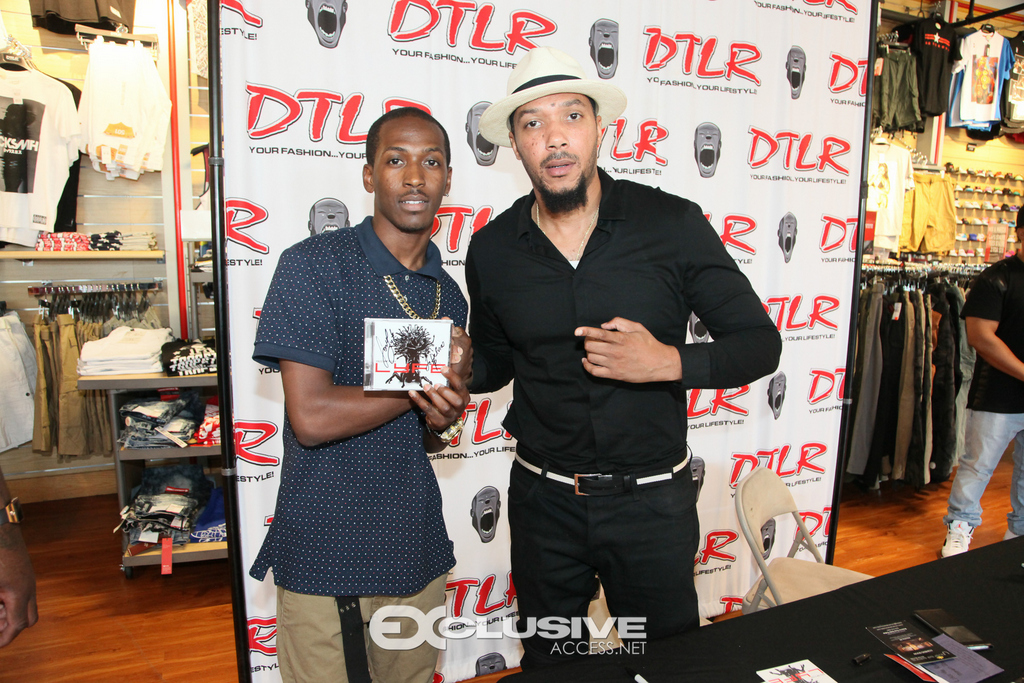 Lyfe Jennings at DTLR (78 of 157)