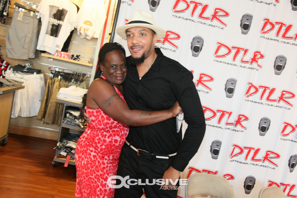 Lyfe Jennings at DTLR (81 of 157)