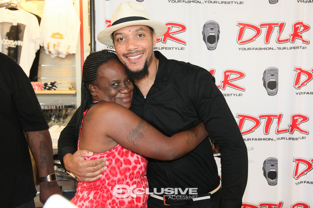 Lyfe Jennings at DTLR (85 of 157)