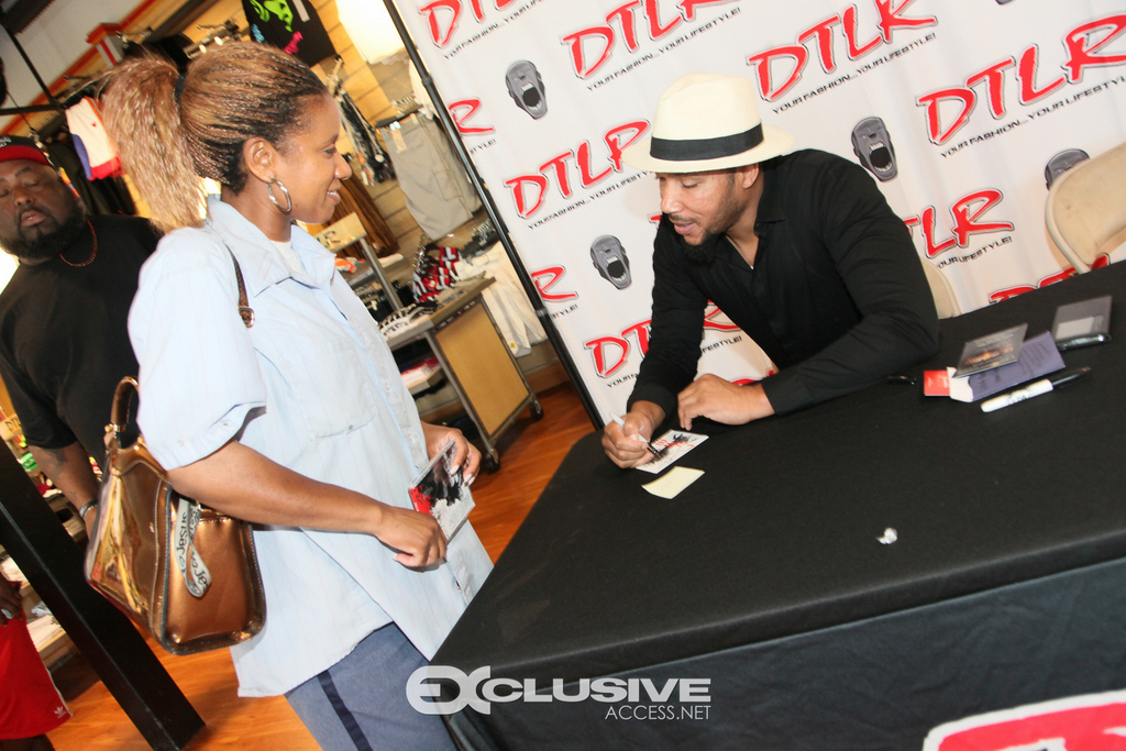 Lyfe Jennings at DTLR (86 of 157)