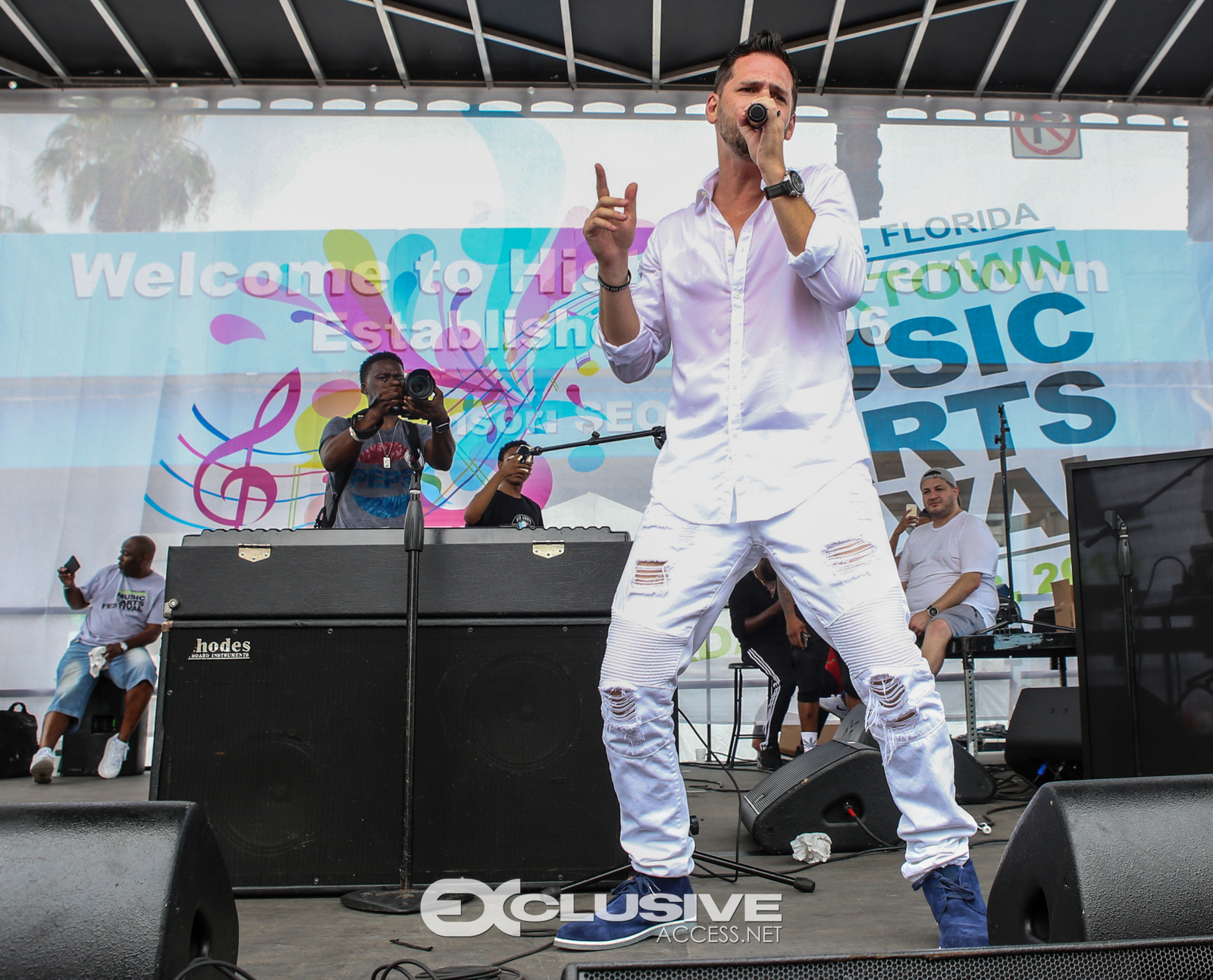 Overtown Arts &amp; Music Festival photos by Thaddaeus McAdams