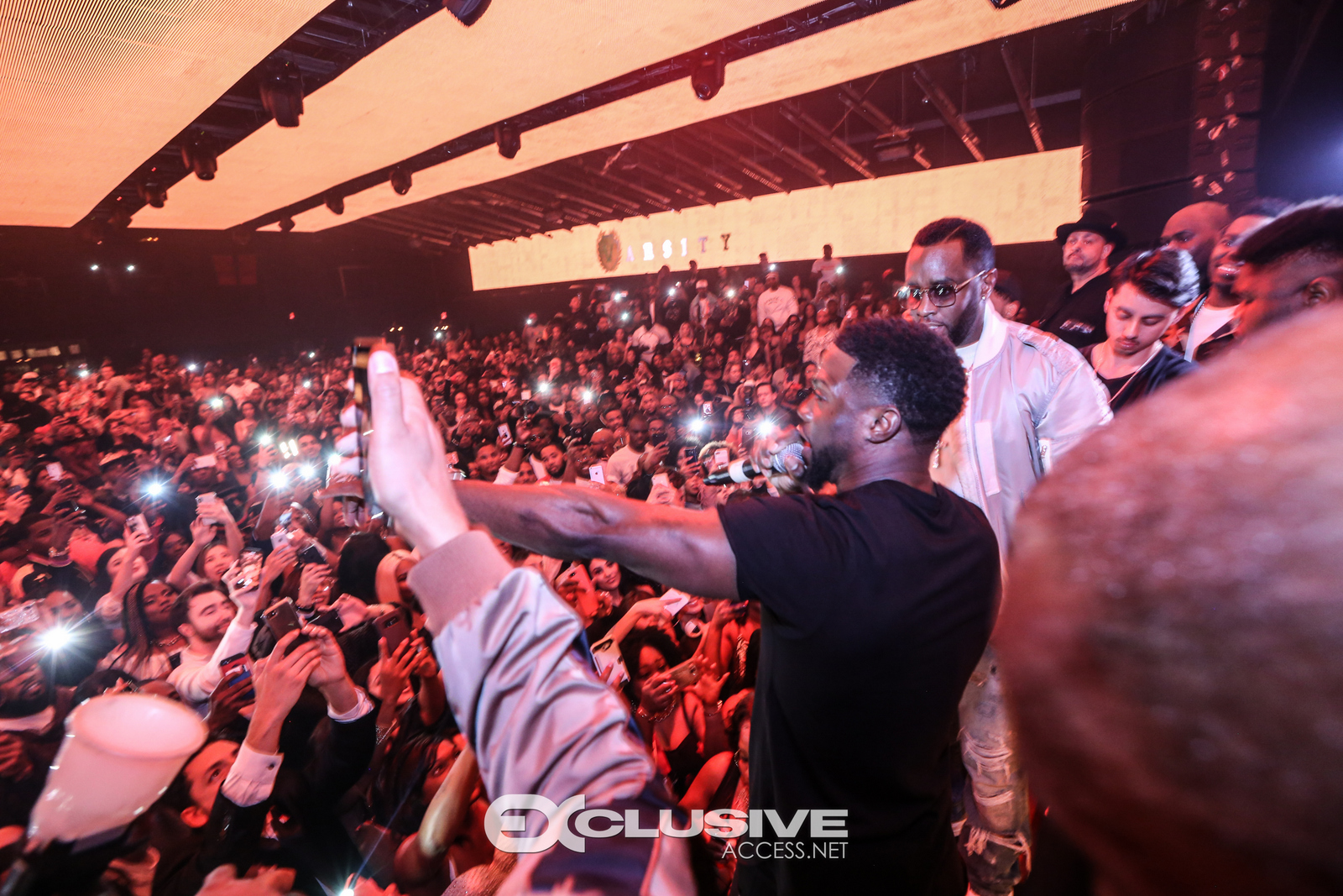 DIddy & Kevin Hart close out NBA All Star Weekend photos by Thaddaeus McAdams @KeepitExclusive on Instagram (25 of 69)