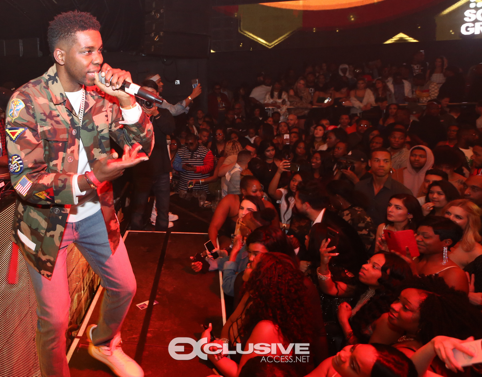 DIddy & Kevin Hart close out NBA All Star Weekend photos by Thaddaeus McAdams @KeepitExclusive on Instagram (53 of 69)