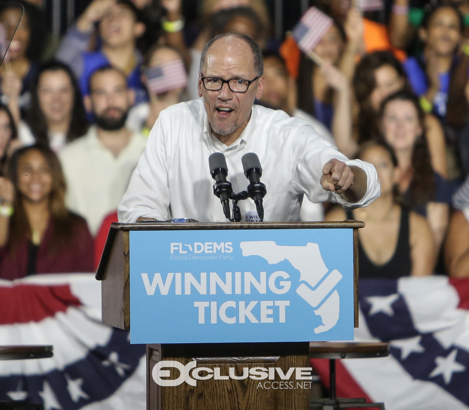 The Winning Ticket Rally hosted by President Barack Obama photos by Thaddaeus McAdams - ExclusiveAccess