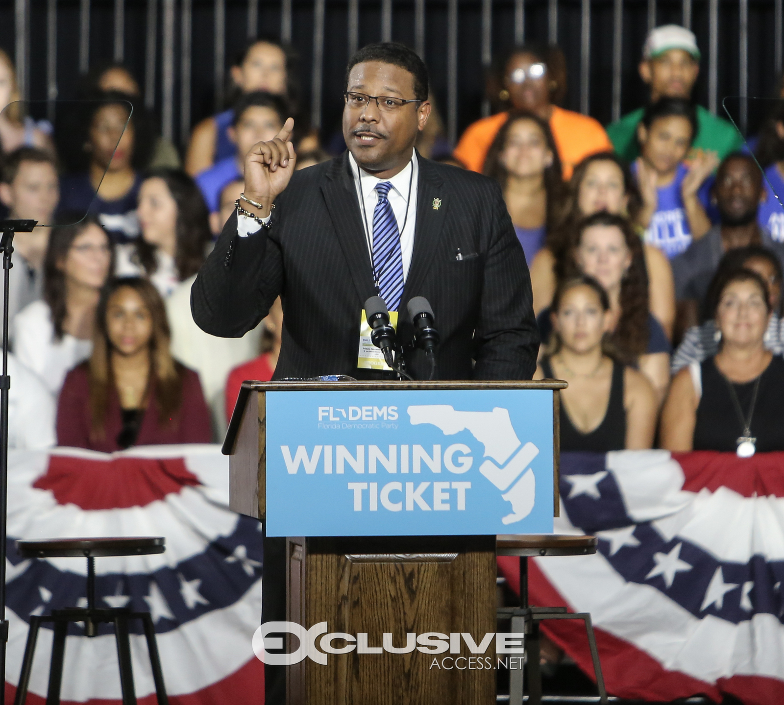 The Winning Ticket Rally hosted by President Barack Obama photos by Thaddaeus McAdams - ExclusiveAccess