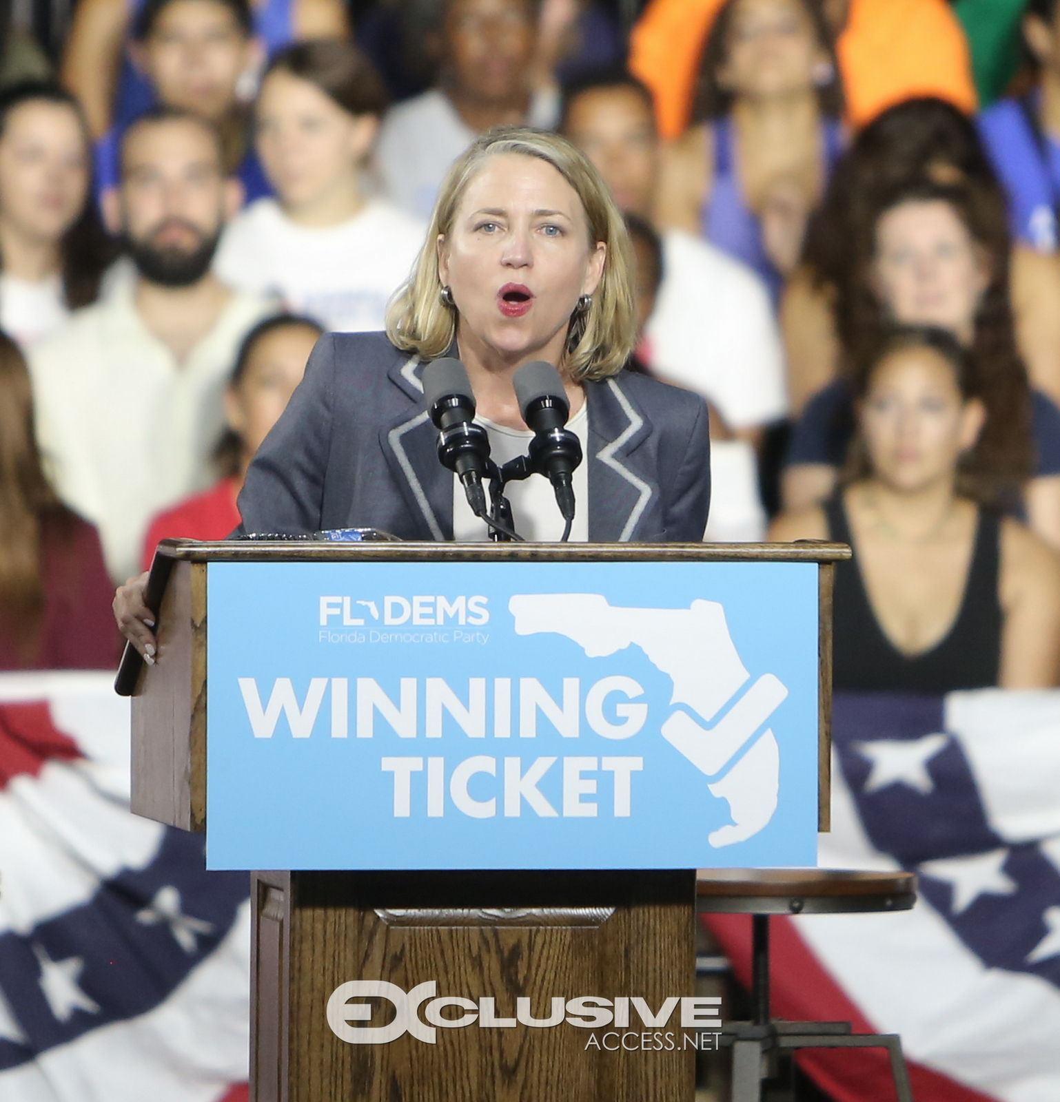 The Winning Ticket Rally hosted by President Barack Obama photos by Thaddaeus McAdams - ExclusiveAccess