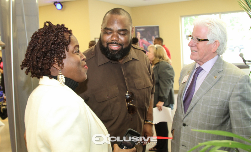 The Lyric Thearther Ribbon Cutting  (10 of 140)