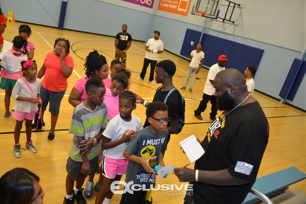 Rick Ross Visits the boys and girls club exlusiveaccess