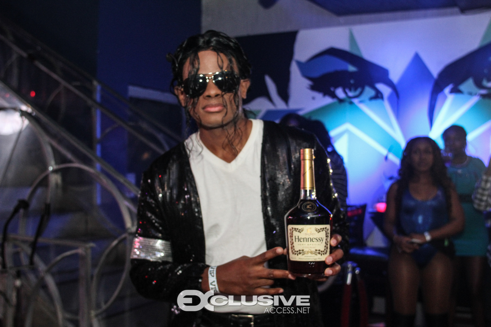 Chris Brown host Cafe Iguana's Photos by Thaddaeus McAdams