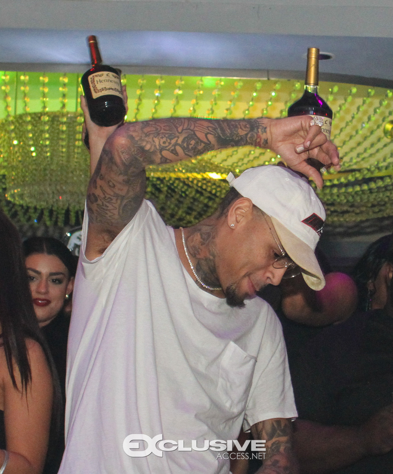 Chris Brown host Cafe Iguana's Photos by Thaddaeus McAdams