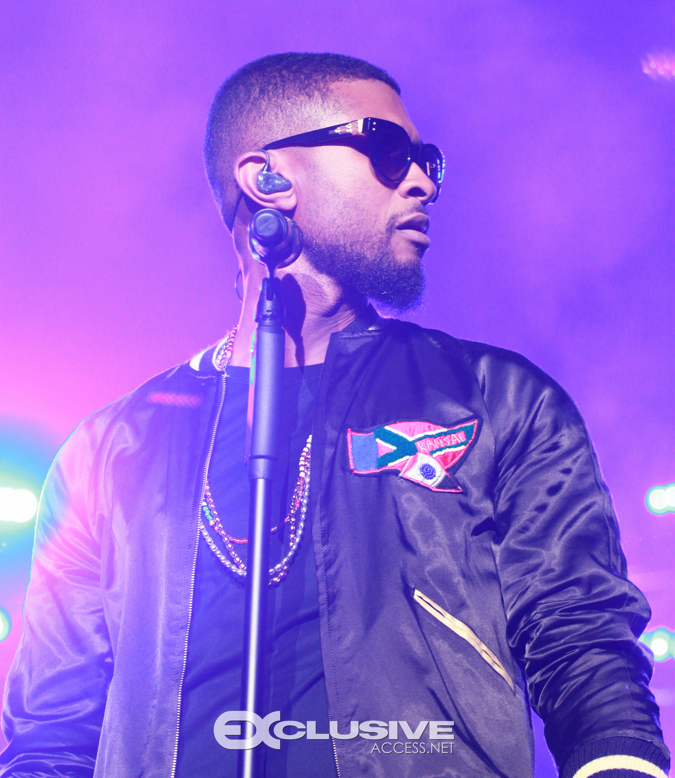 Usher live at The BET Experince by Thaddaeus McAdams