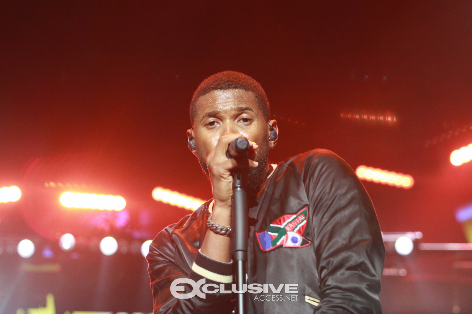 Usher live at The BET Experince by Thaddaeus McAdams