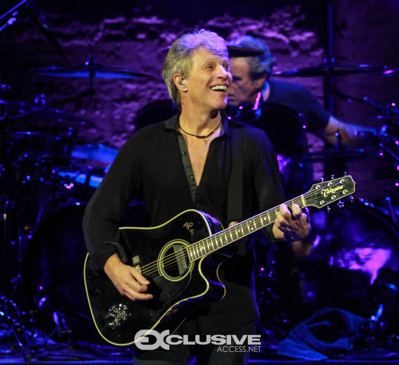 bonjovi-performs-this-house-is-not-for-sale-at-the-barrymore-theather-photos-by-thaddaeus-mcadams-103-of-112