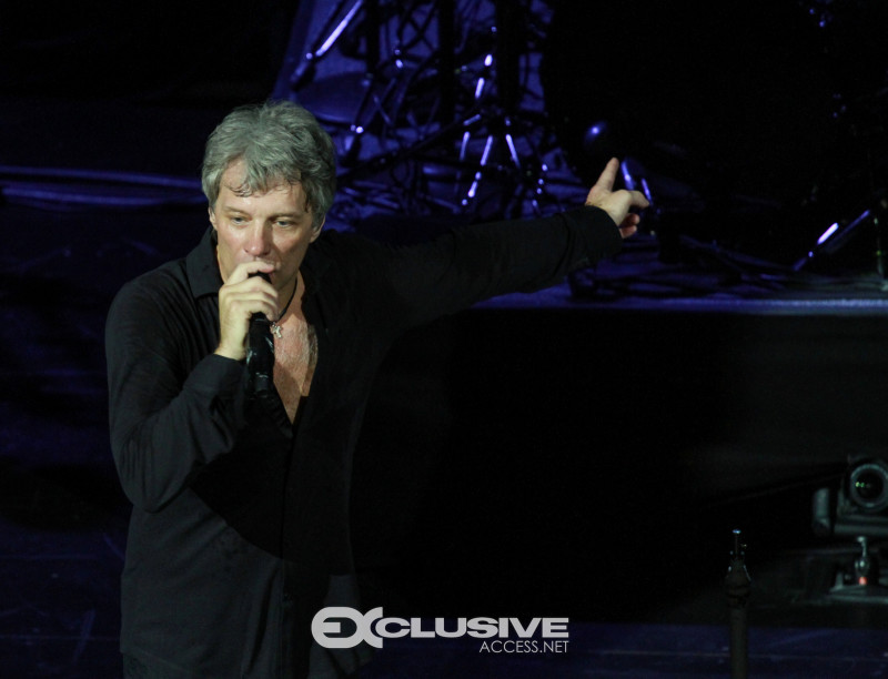 bonjovi-performs-this-house-is-not-for-sale-at-the-barrymore-theather-photos-by-thaddaeus-mcadams-99-of-112