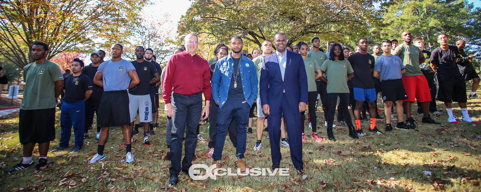 mayor-kasim-reed-and-usher-vote-in-fulton-county-photos-by-thaddaeus-mcadams-42-of-60