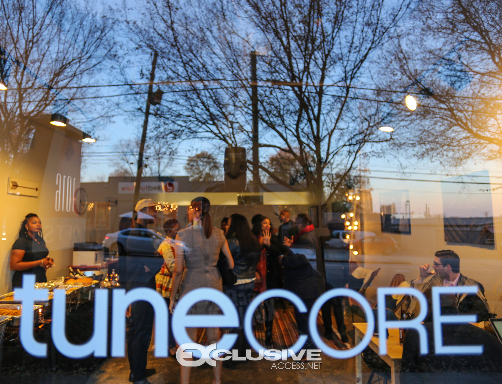 tunecore-holiday-party-45-of-108