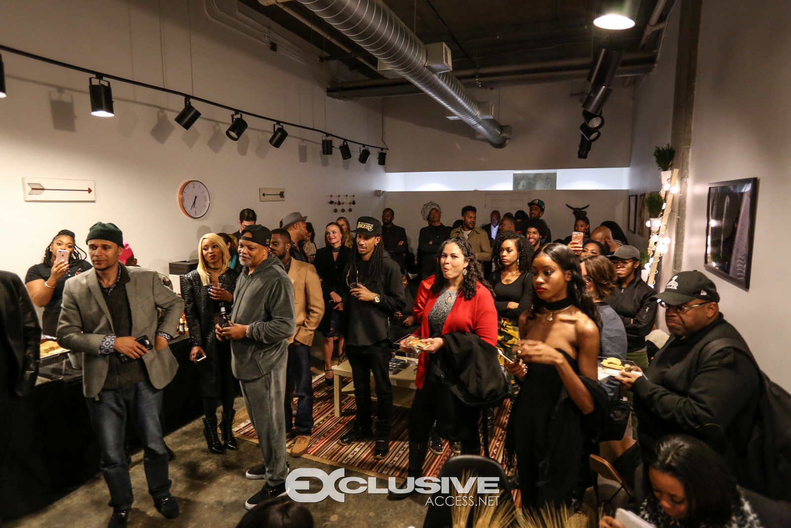 tunecore-holiday-party-94-of-108