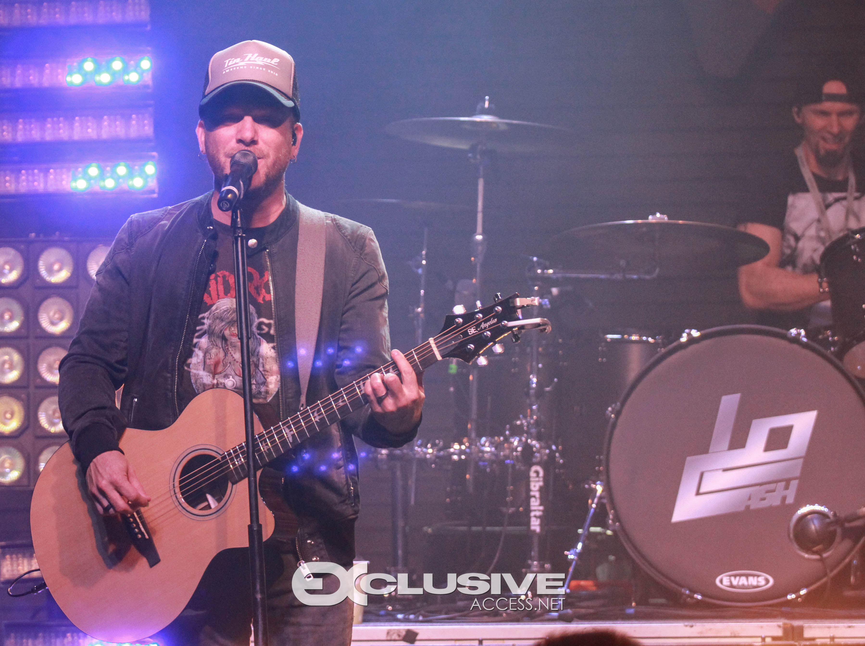 LOCASH live from the house of blues New Orleans photos by Thaddaeus McAdams