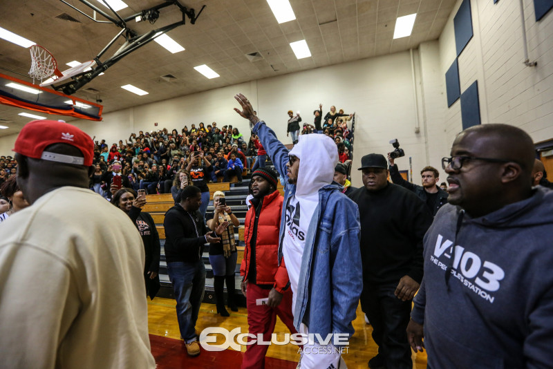 Chris Brown Surprises Columbia Middle School photos by Thaddaeus McAdams (6 of 34)