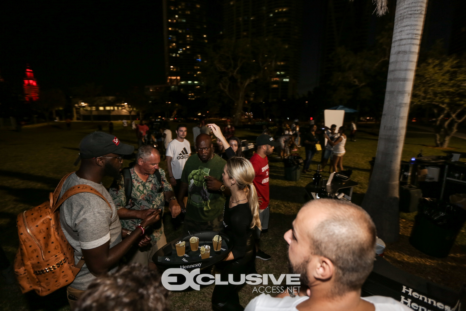 Hennessy Black Presents The Full Moon Party Photos by Thaddaeus McAdams @KeepitExclusive (16 of 98)