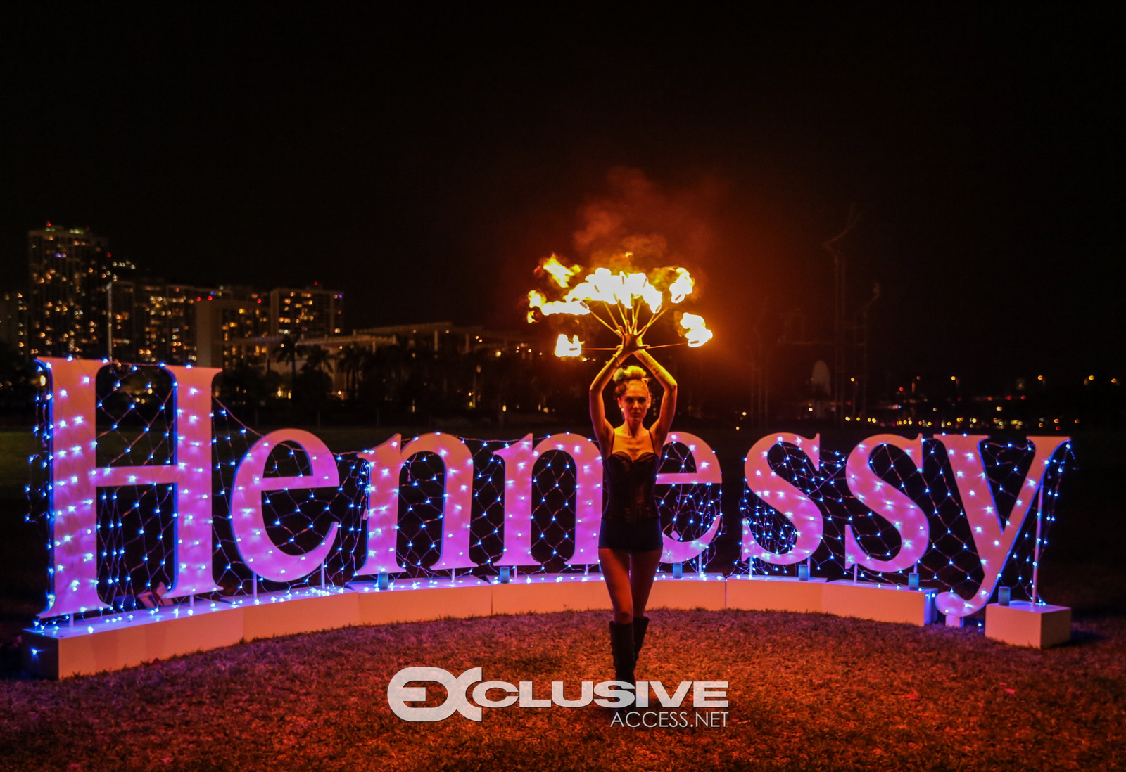 Hennessy Black Presents The Full Moon Party Photos by Thaddaeus McAdams @KeepitExclusive (53 of 98)