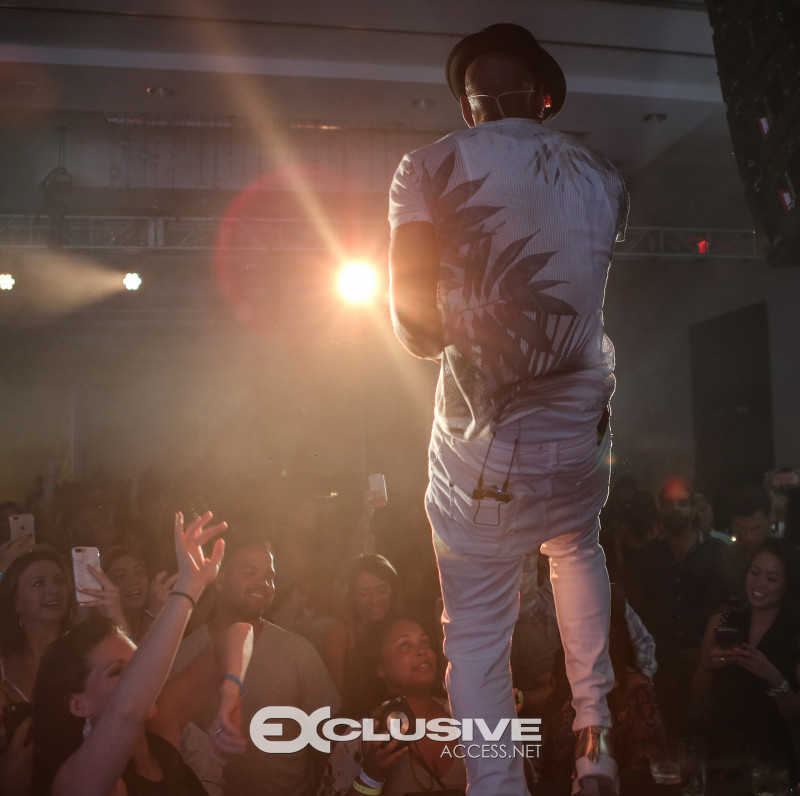 NeYo Live from Elvis Duran show photos by Thaddaeus McAdamas @KeepitExclusive (52 of 62)