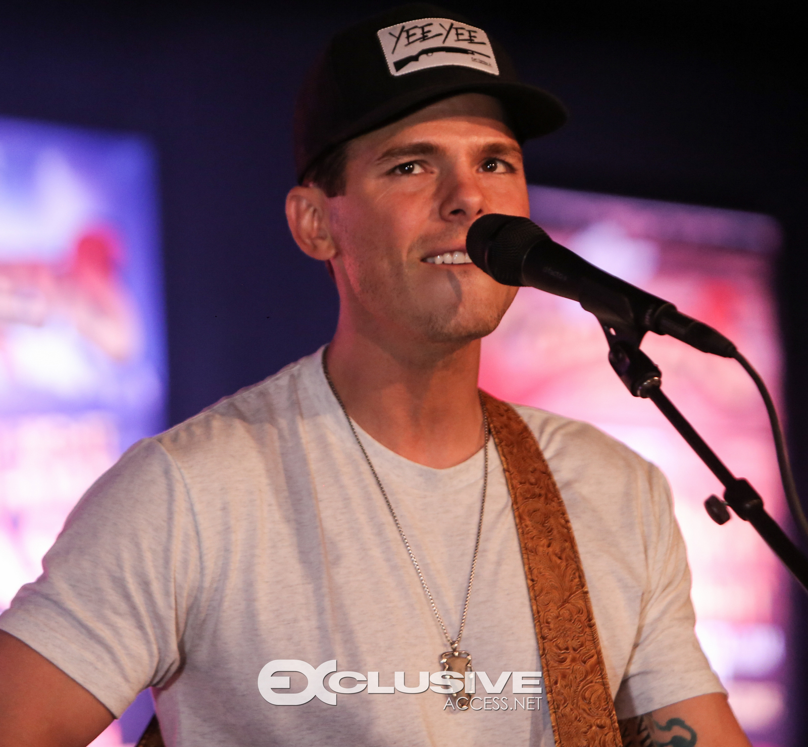 k 92.3 presents Granger Smith photos by Thaddaeus McAdams - www.ExclusiveAccess