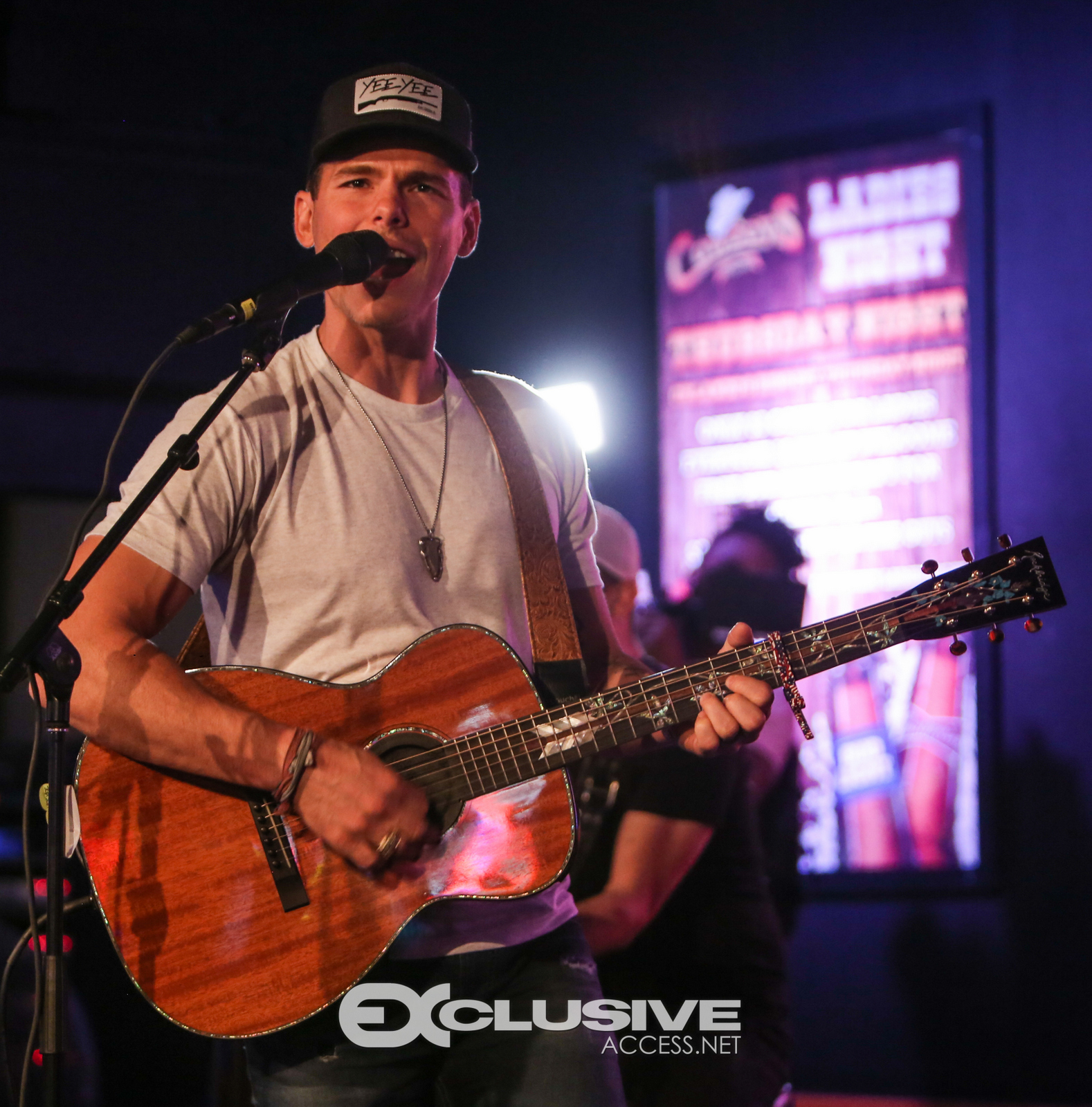 k 92.3 presents Granger Smith photos by Thaddaeus McAdams - www.ExclusiveAccess