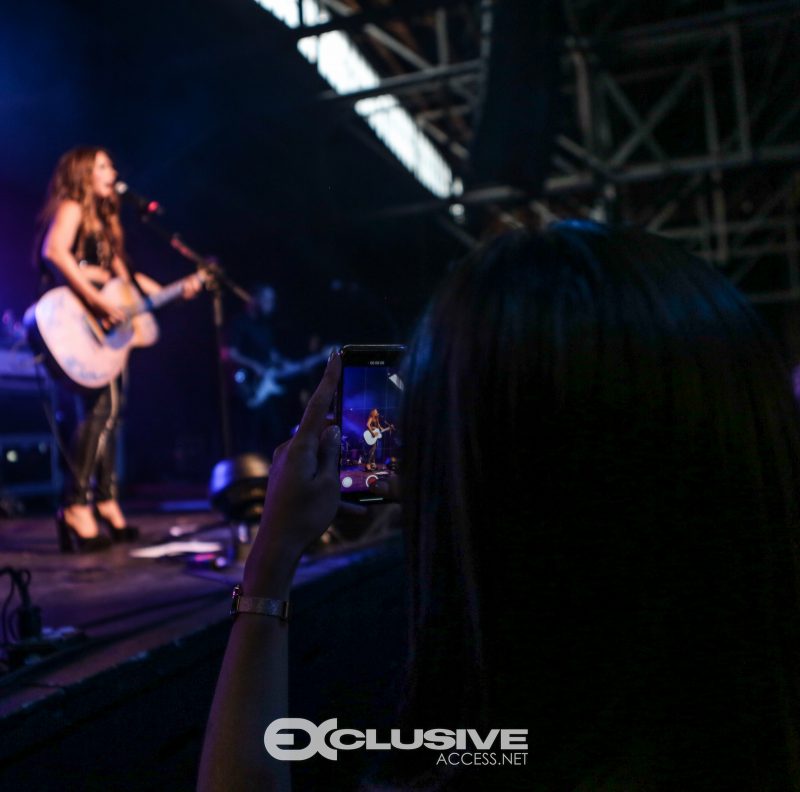 Pandora Live Kicks off CMA Fest with Maren Morris photos by Thaddaeus McAdams - ExclusiveAccess.Net (36 of 127)