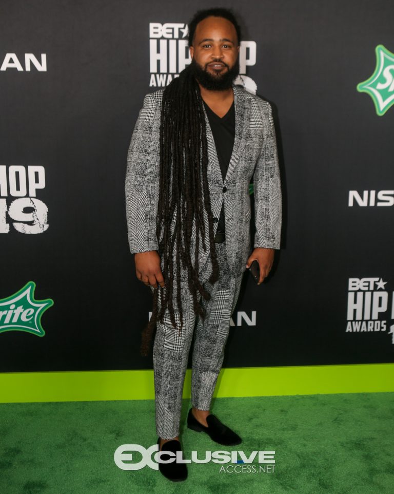 2019 BET Hip Hop Awards Green Carpet photos by Thaddaeus McAdams - ExclusiveAccess