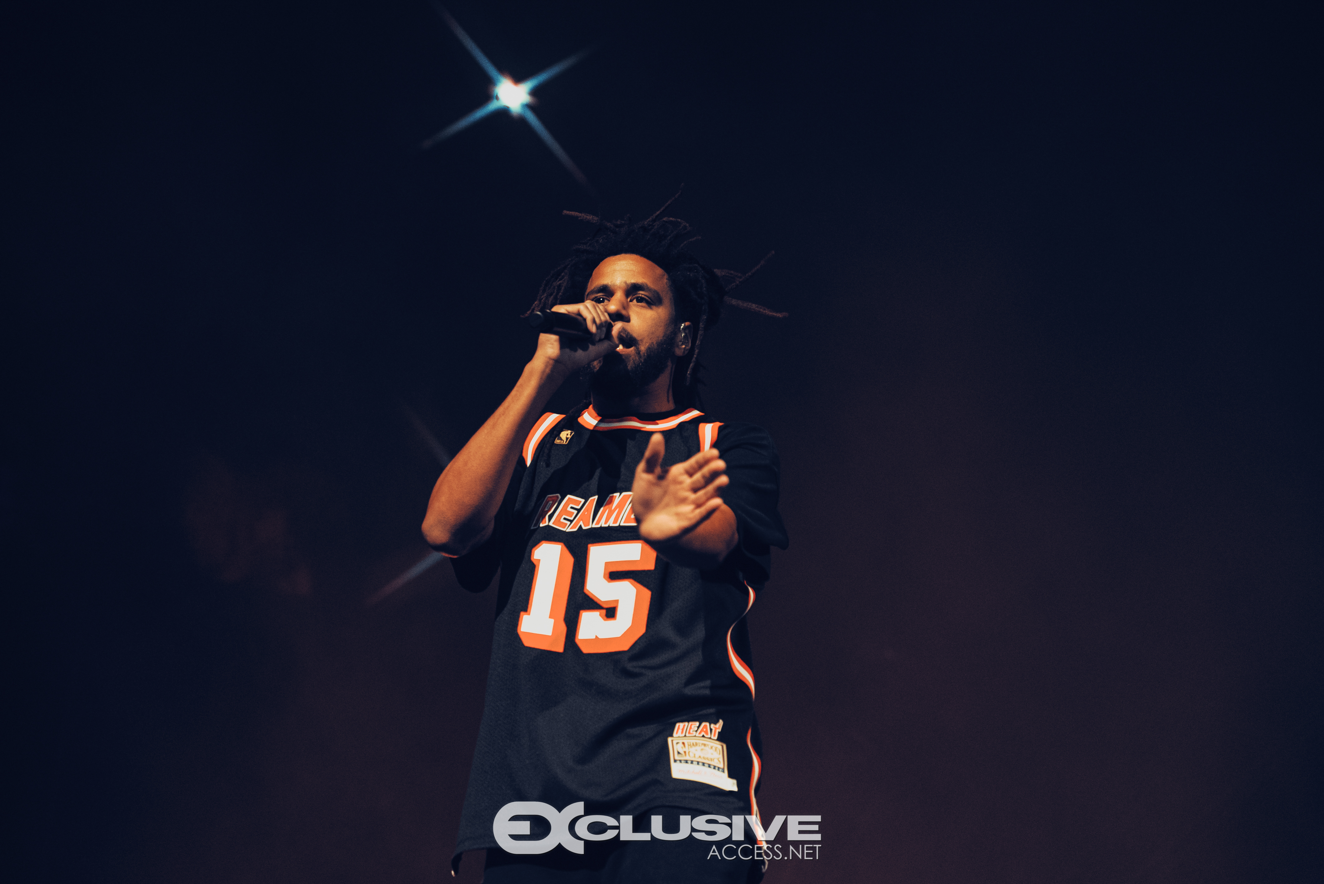 J Cole presents The Off Season Tour (photos by Ed Roberson - ExclusiveAccess.Net)-25