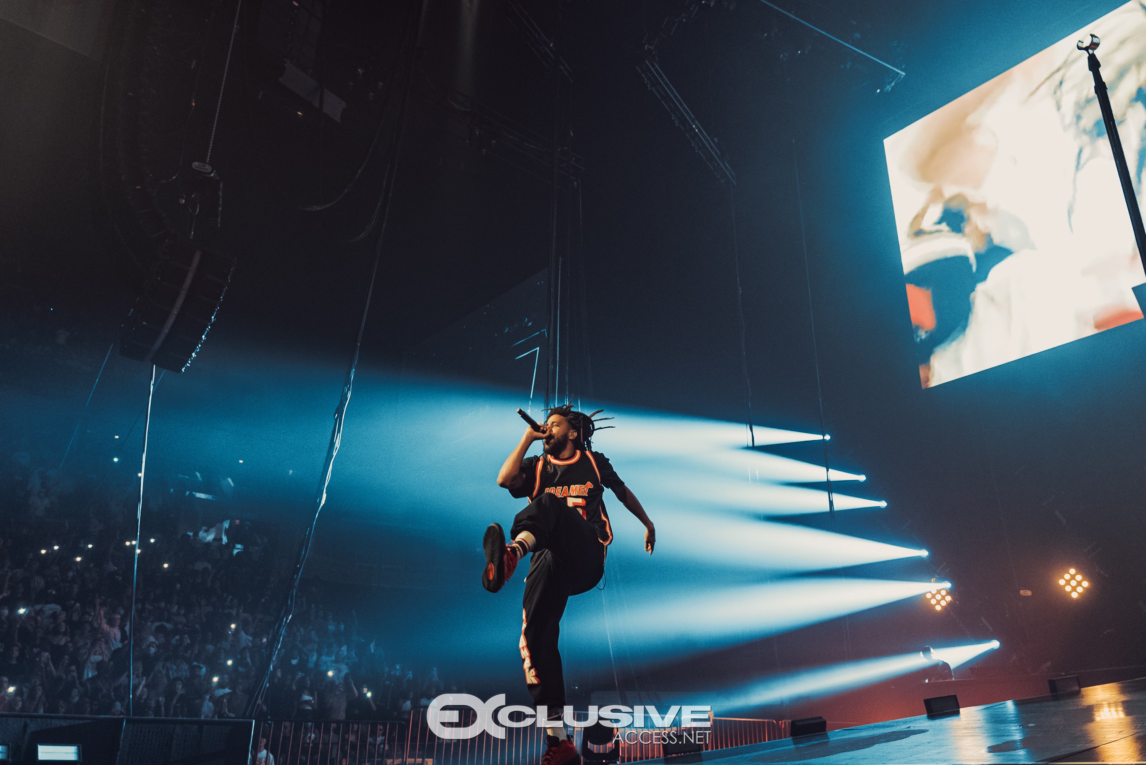 J Cole presents The Off Season Tour (photos by Ed Roberson - ExclusiveAccess.Net)-27