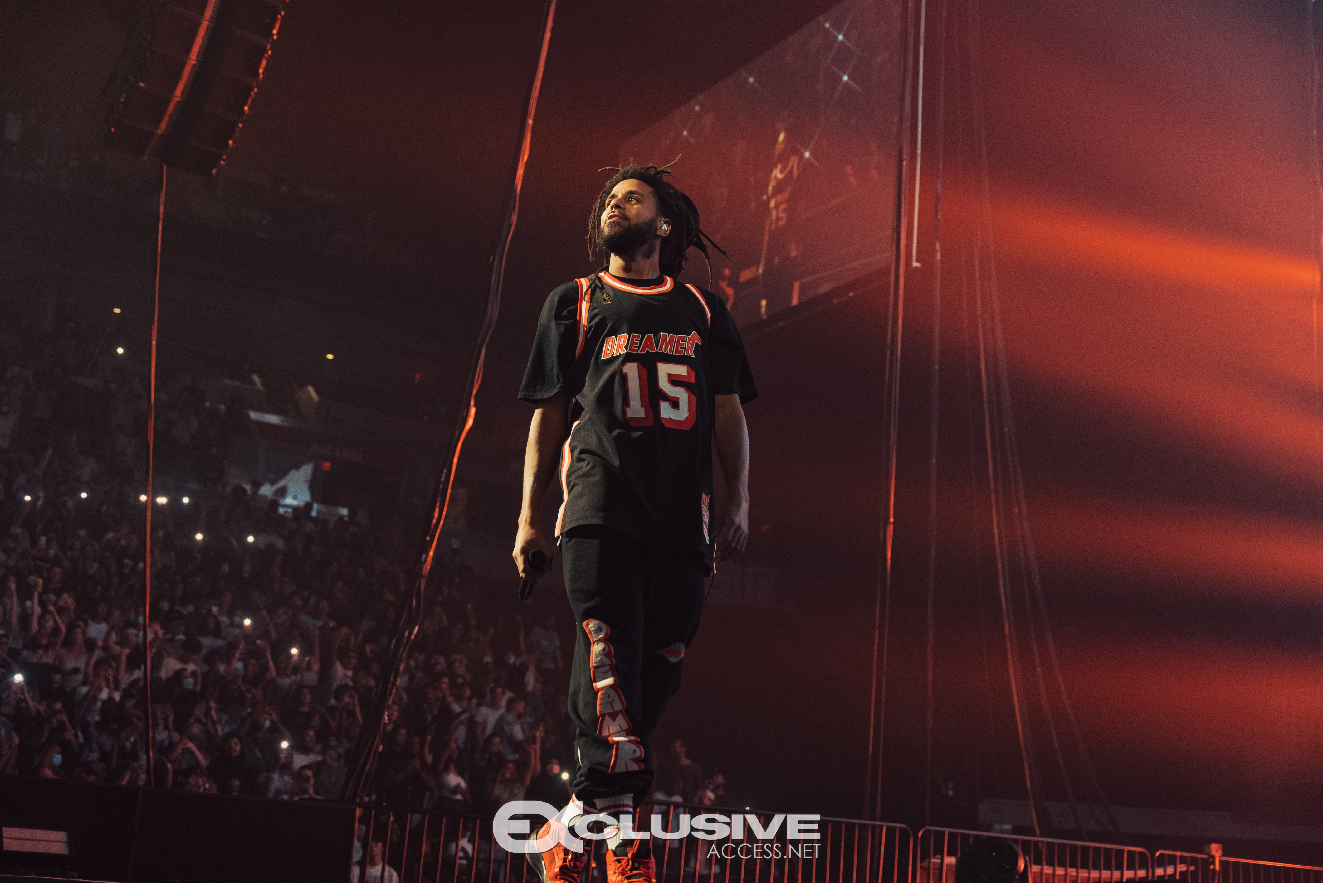 J Cole presents The Off Season Tour (photos by Ed Roberson - ExclusiveAccess.Net)-28