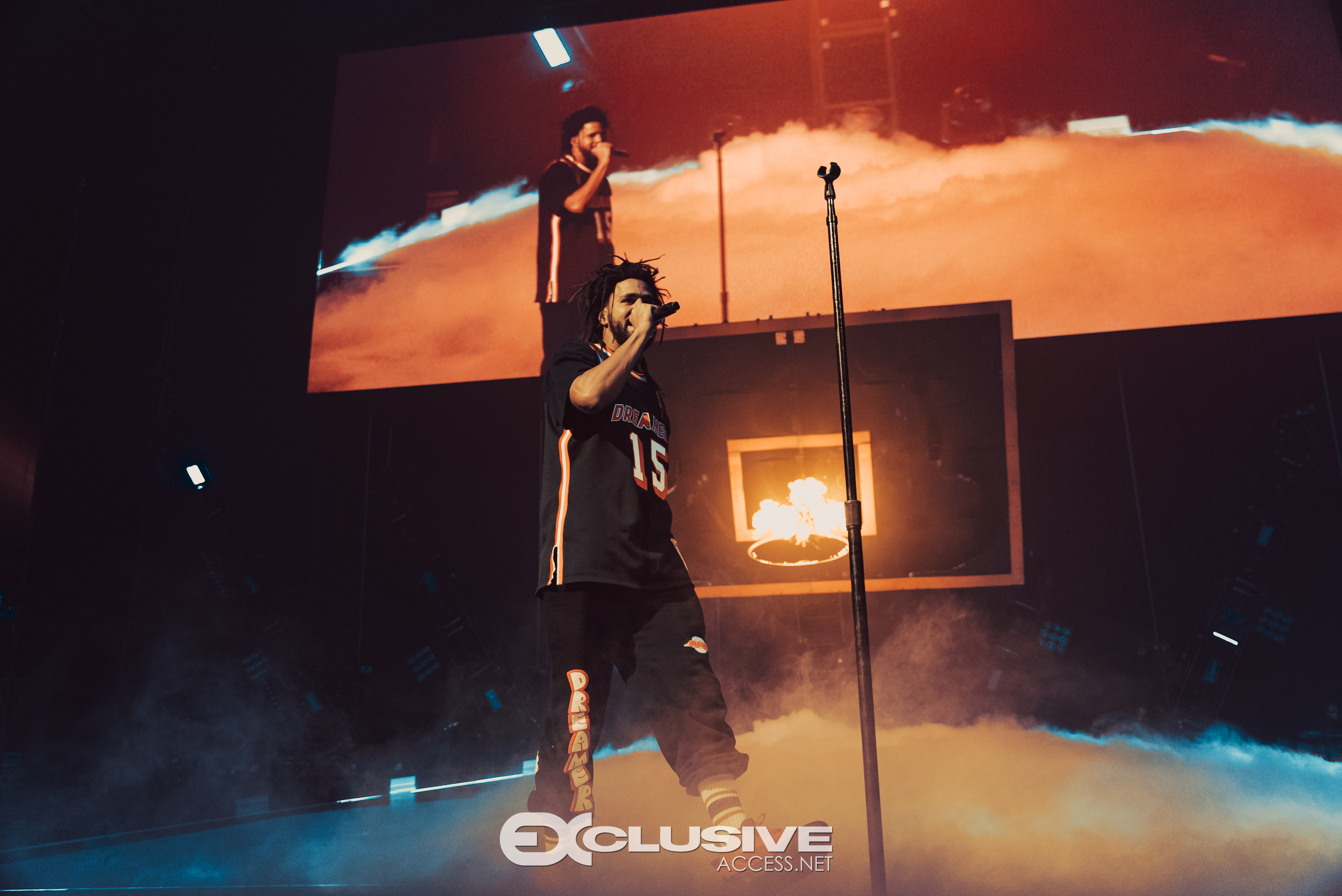 J Cole presents The Off Season Tour (photos by Ed Roberson - ExclusiveAccess.Net)-29