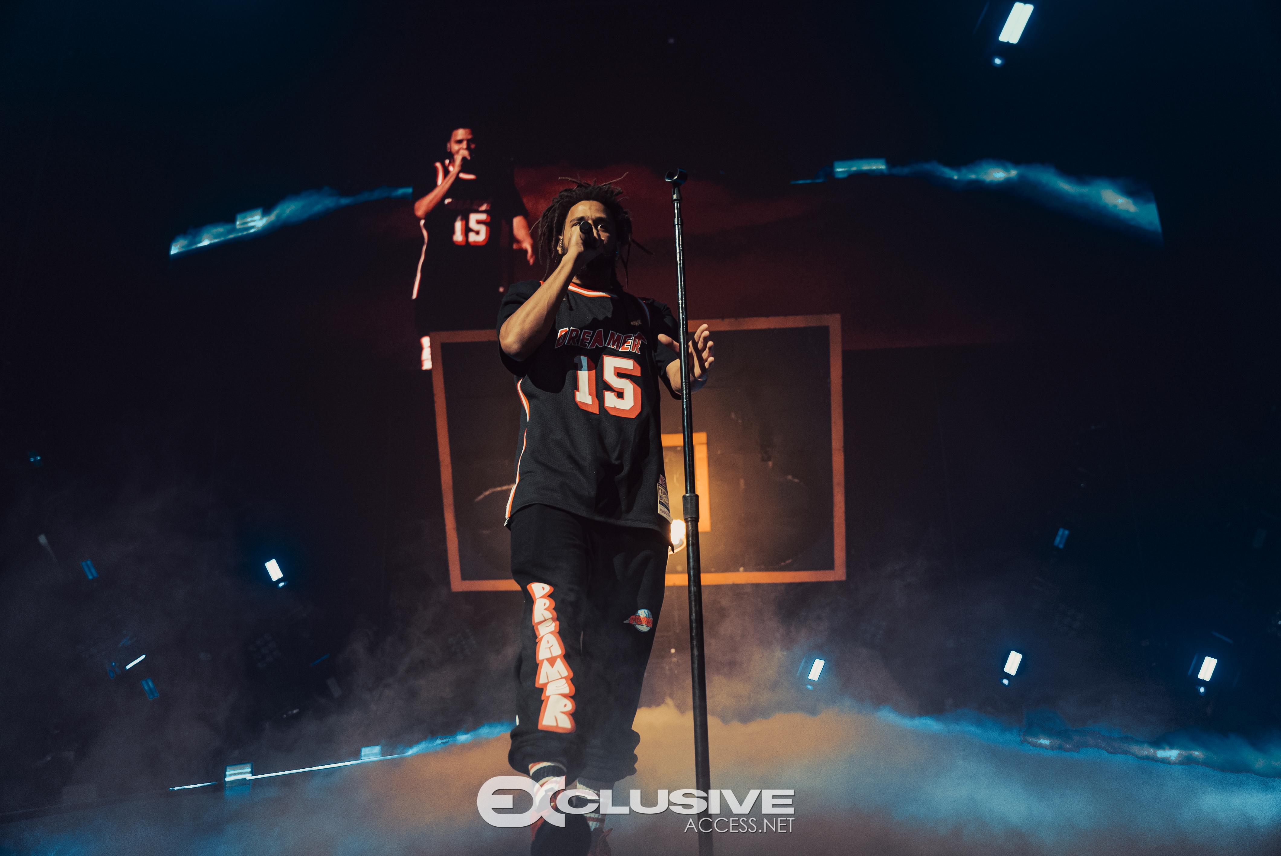 J Cole presents The Off Season Tour (photos by Ed Roberson - ExclusiveAccess.Net)-30