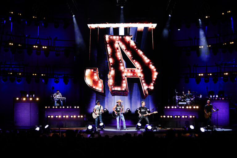 Jason Aldean's Highway Desperado Tour