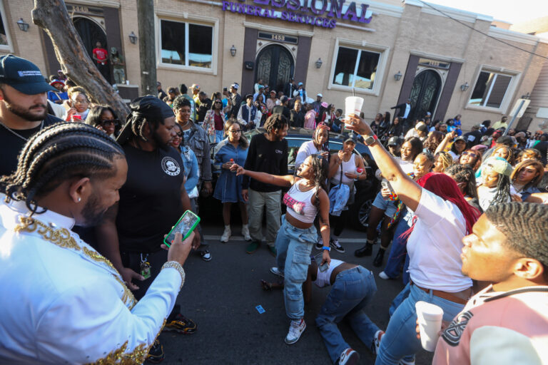 6th Ward Steppers 2nd Line-175