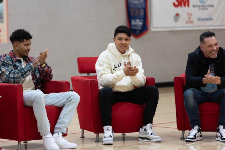 GOLDEN BOY  fighters visit The  BOYS AND GIRLS CLUB of Phoenix,