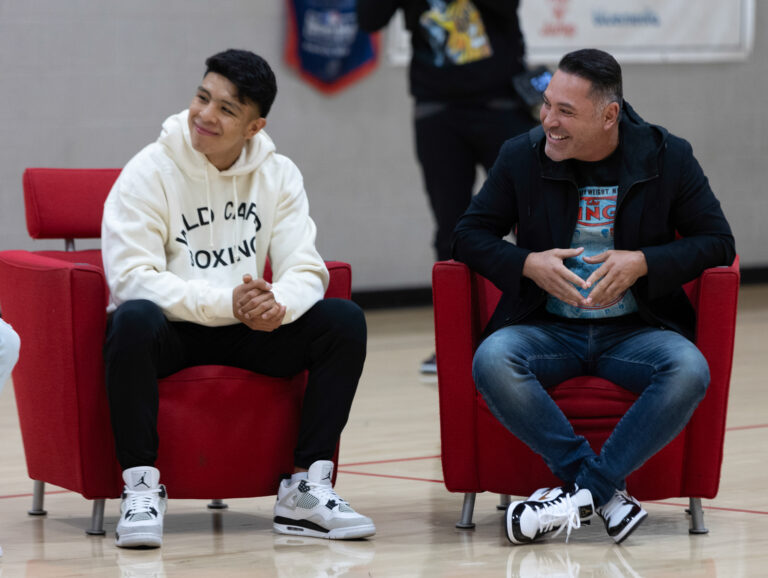 GOLDEN BOY  fighters visit The  BOYS AND GIRLS CLUB of Phoenix,