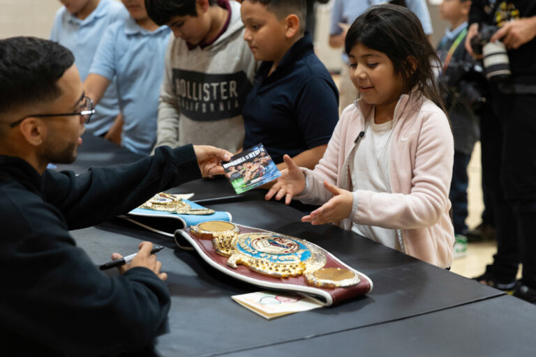 GOLDEN BOY  fighters visit The  BOYS AND GIRLS CLUB of Phoenix,