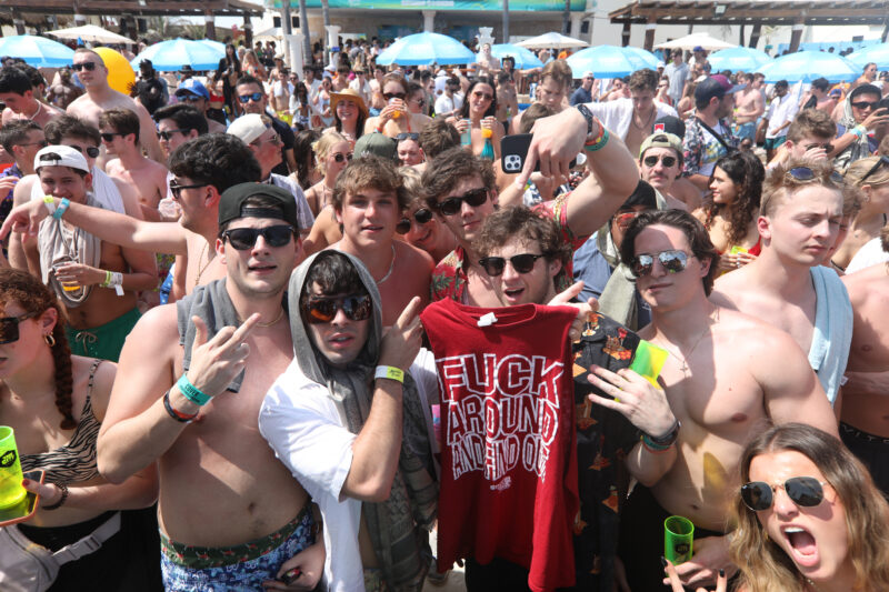 Two Friends live from Spring Break at Mandala Beach by Student City. (photos by Thaddaeus McAdams _ Exclusive-008