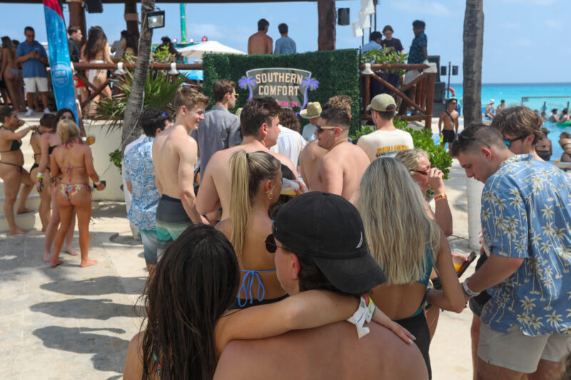 Two Friends live from Spring Break at Mandala Beach by Student City. (photos by Thaddaeus McAdams _ Exclusive-032