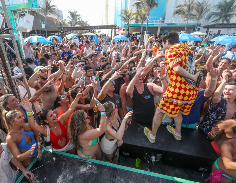 Two Friends live from Spring Break at Mandala Beach by Student City. (photos by Thaddaeus McAdams _ Exclusive-144