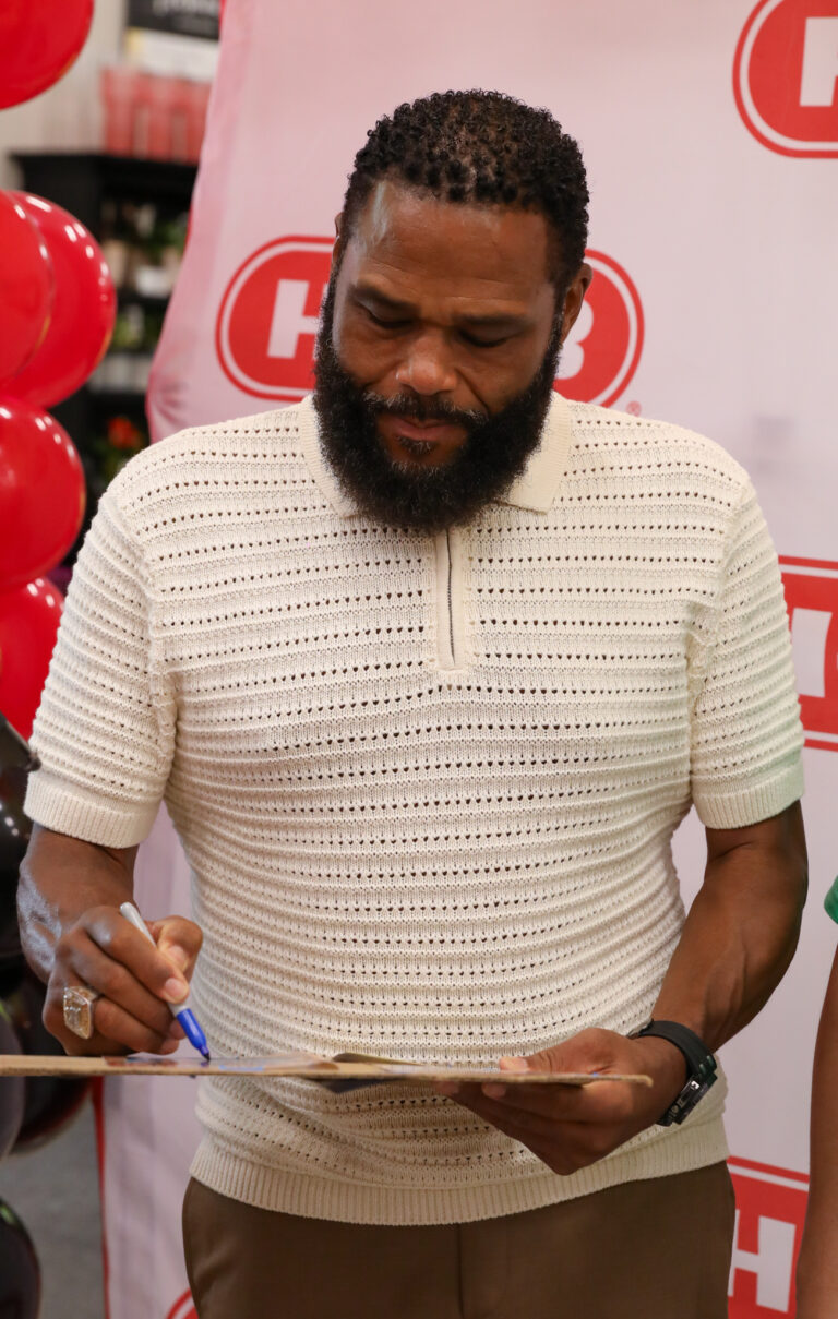 Anthony Anderson & Cedric The Entertainer Present AC Barbeque (Photos by Thaddaeus McAdams _ ExclusiveAccess