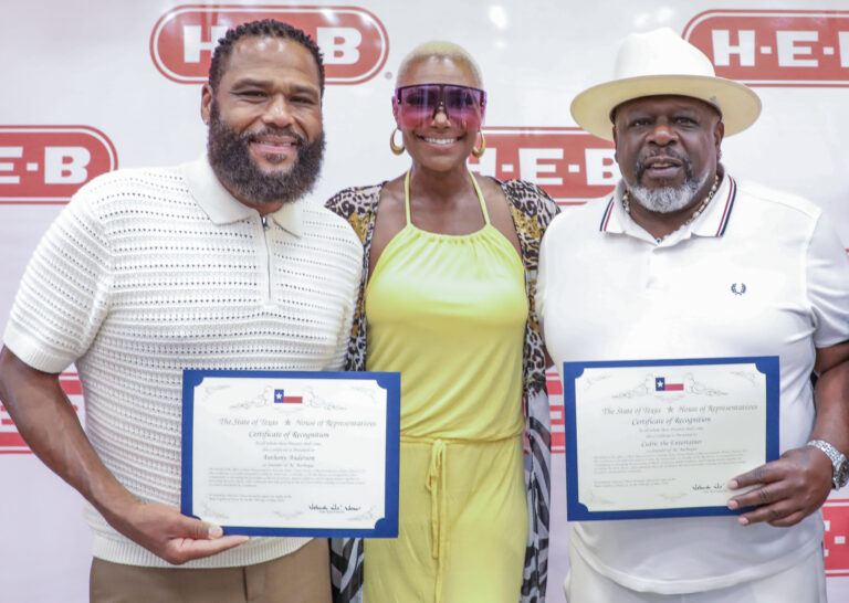 Anthony Anderson & Cedric The Entertainer Present AC Barbeque (Photos by Thaddaeus McAdams _ ExclusiveAccess