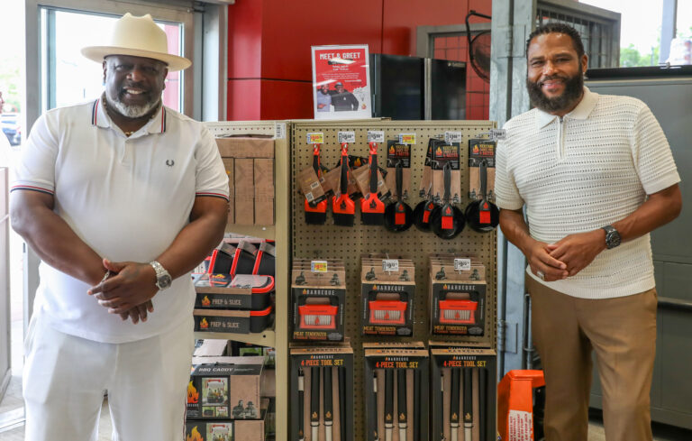 Anthony Anderson & Cedric The Entertainer Present AC Barbeque (Photos by Thaddaeus McAdams _ ExclusiveAccess