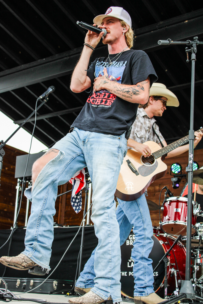 Dustin Lynch and Friends Live from Shady Gators ( Photos by Cayla Henson _ ExclusiveAccess