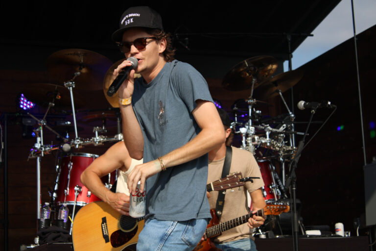 Dustin Lynch and Friends Live from Shady Gators ( Photos by Cayla Henson _ ExclusiveAccess